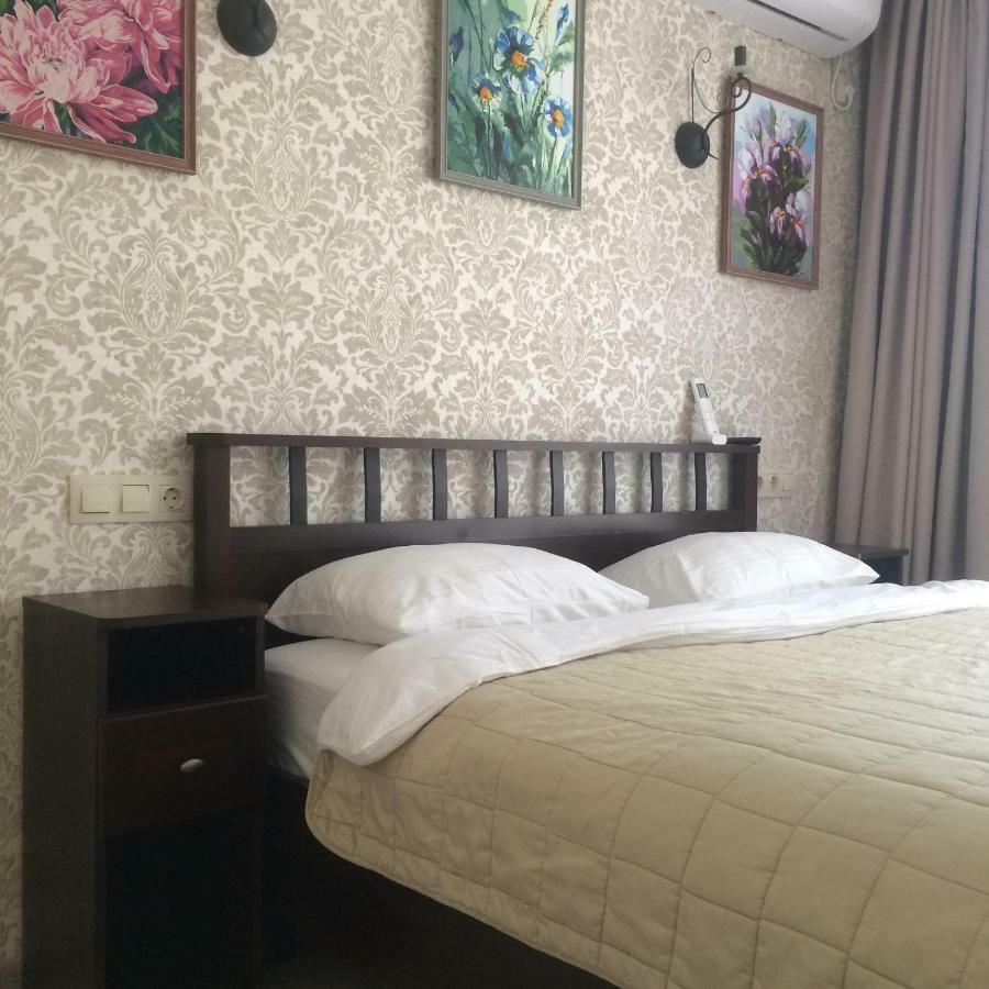 Гостевой дом Guest House Пицунда Экстерьер фото